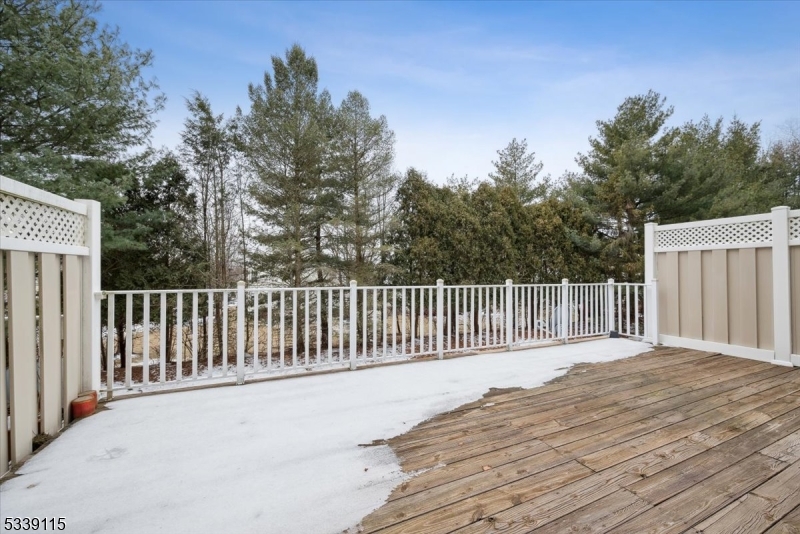 Hamilton Crest - Residential