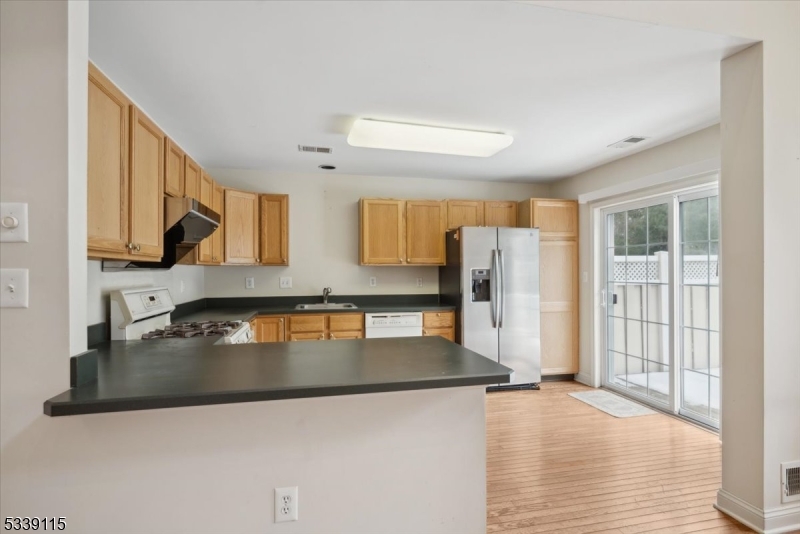 Hamilton Crest - Residential