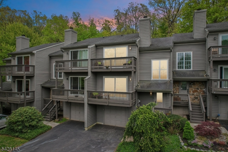 MONTGOMERY WOODS - Residential