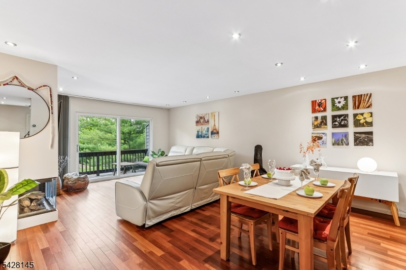 MONTGOMERY WOODS - Residential