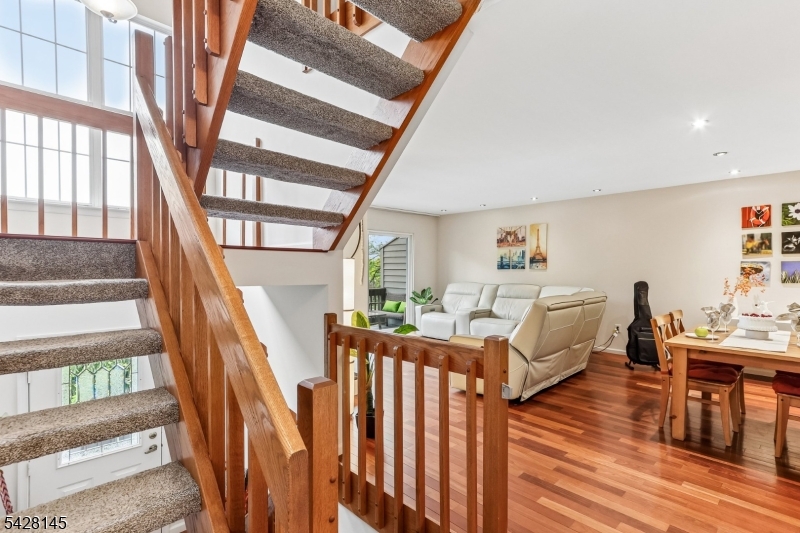 MONTGOMERY WOODS - Residential