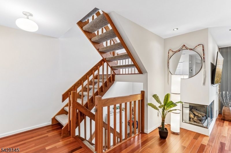 MONTGOMERY WOODS - Residential