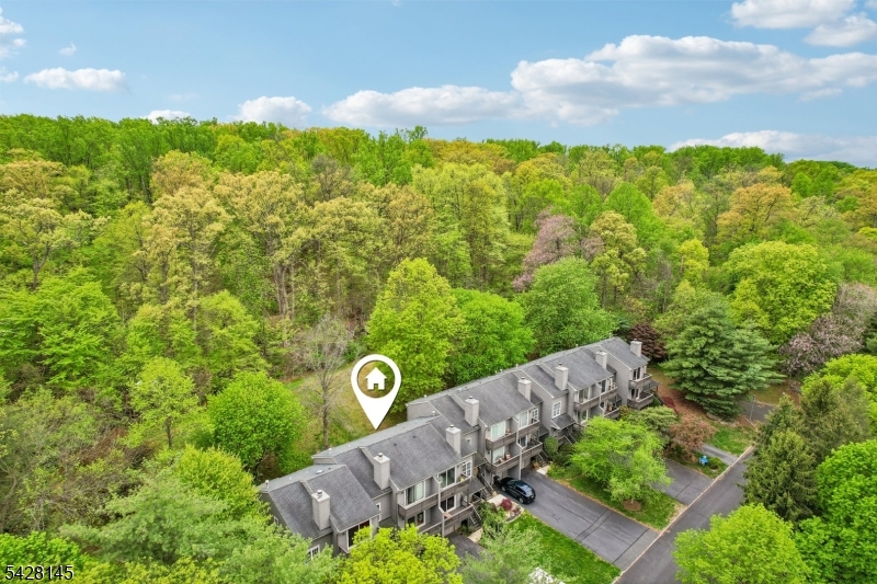 MONTGOMERY WOODS - Residential