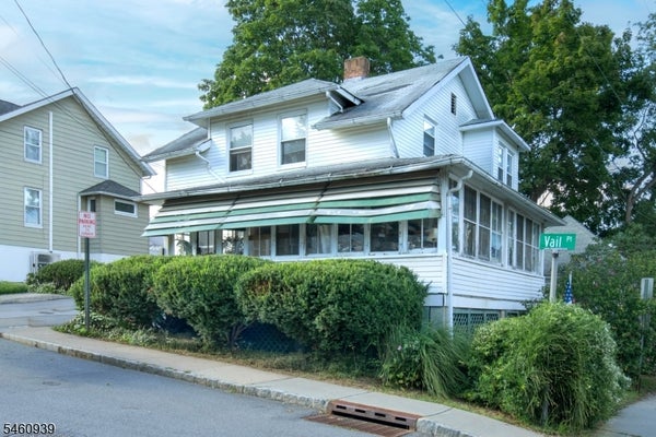 22 VAIL PL, MORRISTOWN, NJ 07960 - Image ae7ebaeef6fb3e8cae3723db8a389cb3/1552616624
