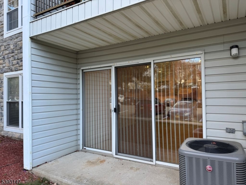 Woodland Hills - Residential Lease