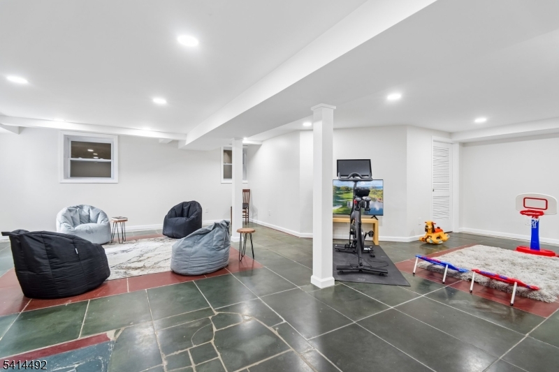 Upper Wyoming - Residential