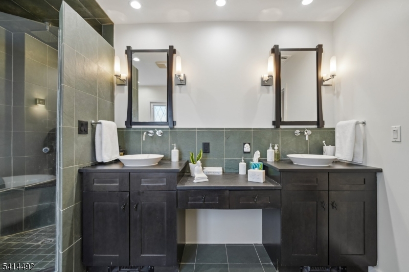 Upper Wyoming - Residential