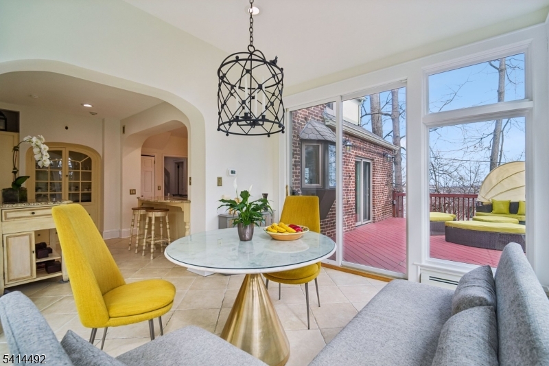 Upper Wyoming - Residential