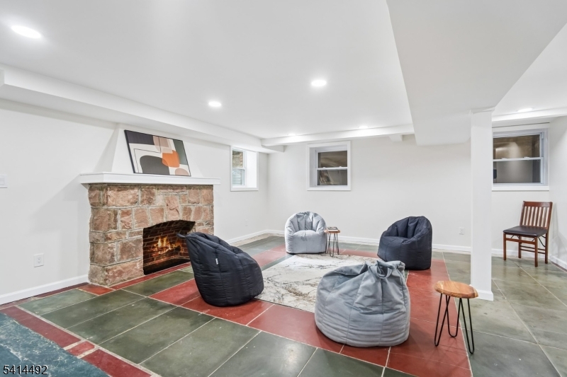 Upper Wyoming - Residential