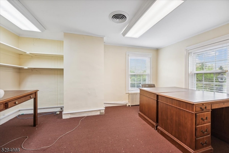 Bedminster Twp., New Jersey 08807, United States, ,Commercial,Active,42027