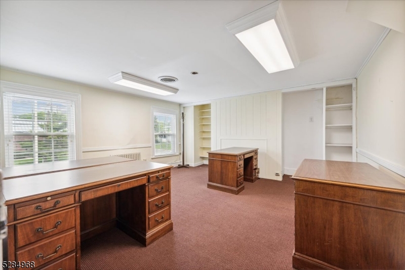 Bedminster Twp., New Jersey 08807, United States, ,Commercial,Active,42027