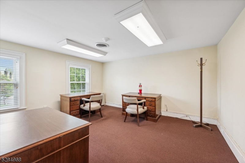 Bedminster Twp., New Jersey 08807, United States, ,Commercial,Active,42027