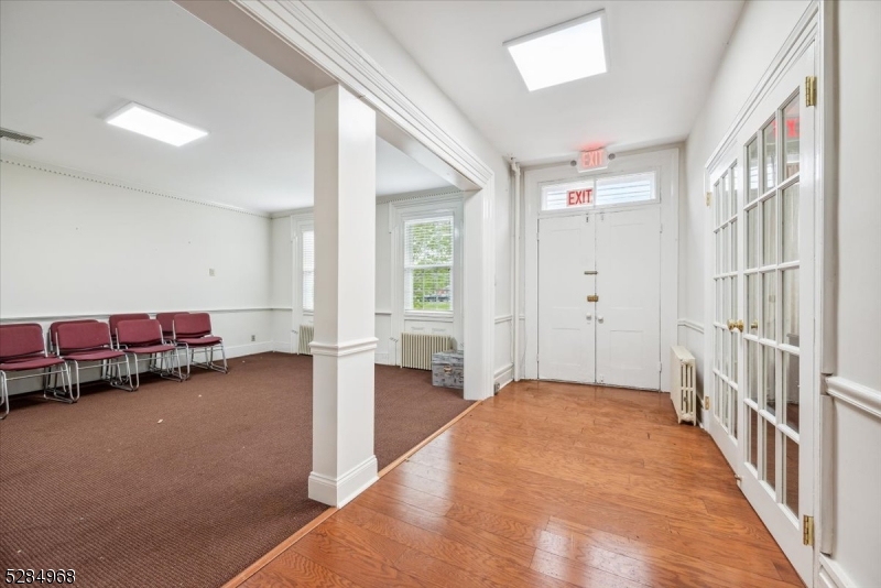 Bedminster Twp., New Jersey 08807, United States, ,Commercial,Active,42027