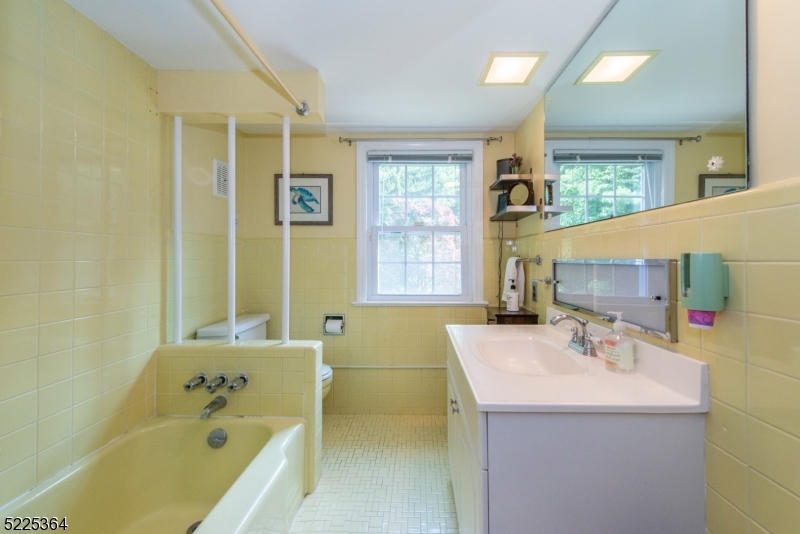 Shongum Lake - Residential