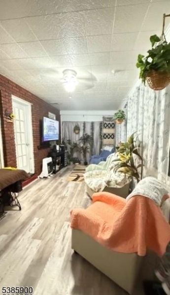 Borders Clark - Residential