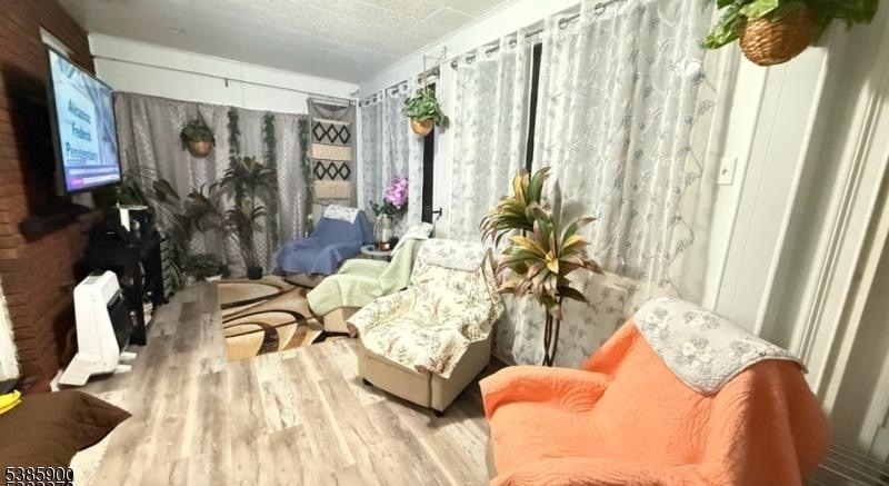 Borders Clark - Residential