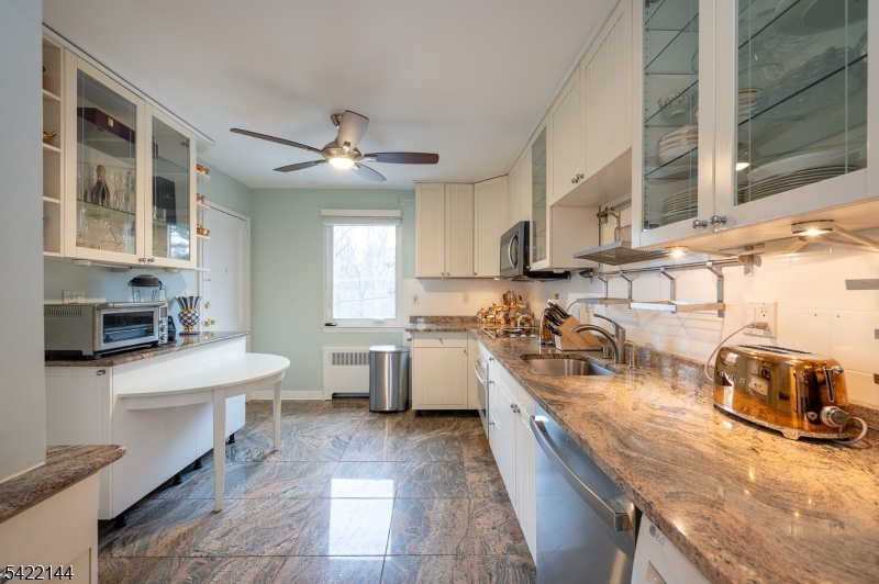 Troy Hills at Springfield - Residential Lease