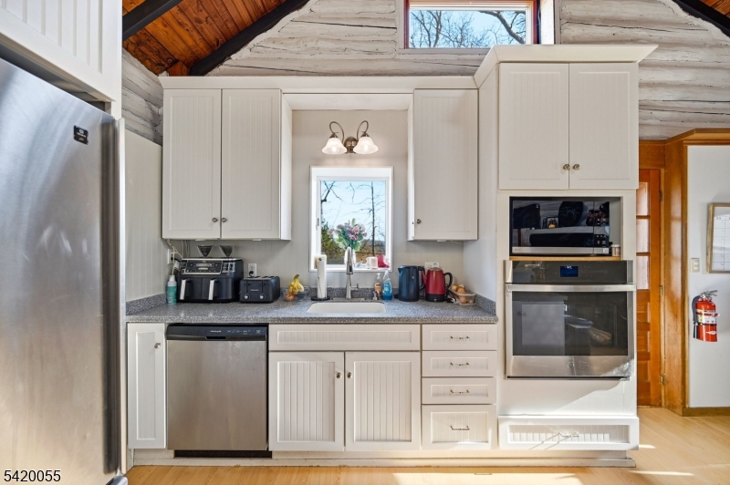 Lindy Lake - Residential