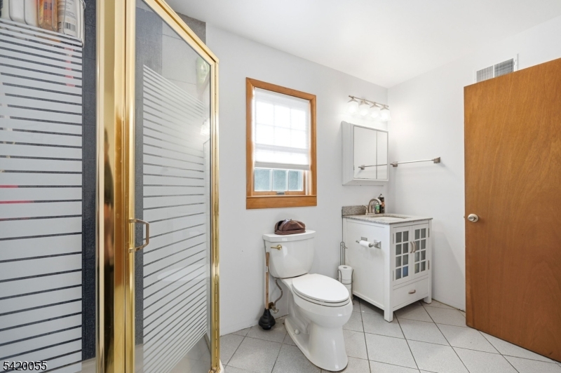 Lindy Lake - Residential