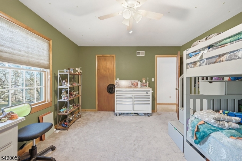 Lindy Lake - Residential