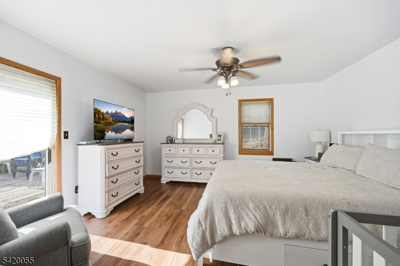 Lindy Lake - Residential