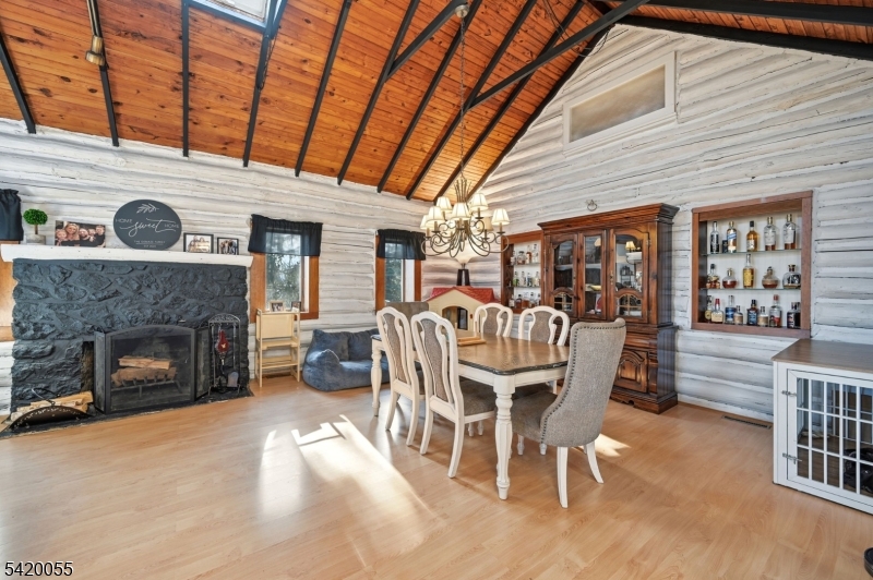 Lindy Lake - Residential