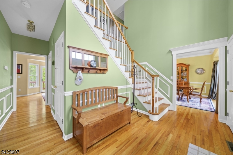 PACESETTER BELLEWOOD - Residential