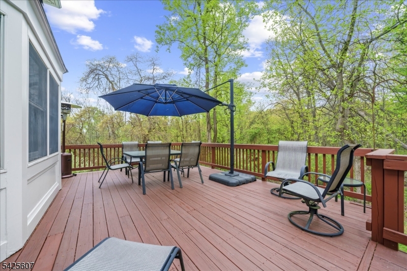 PACESETTER BELLEWOOD - Residential
