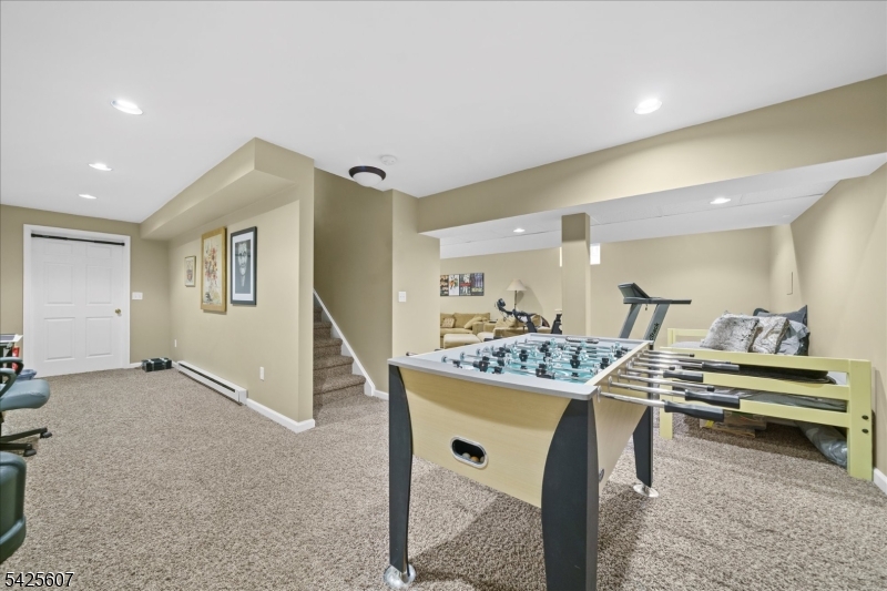 PACESETTER BELLEWOOD - Residential