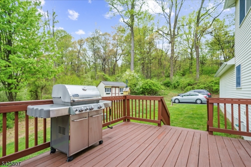 PACESETTER BELLEWOOD - Residential