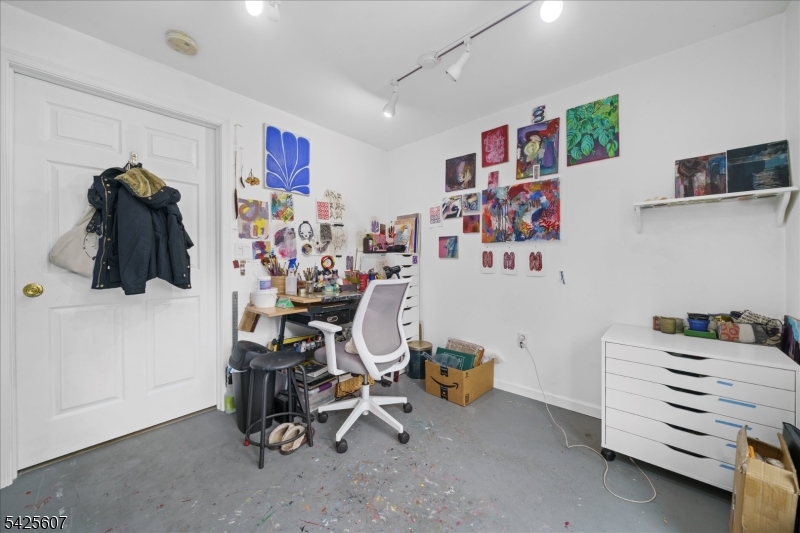 PACESETTER BELLEWOOD - Residential