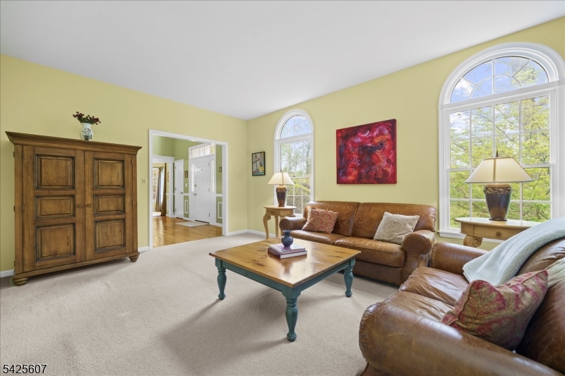 PACESETTER BELLEWOOD - Residential