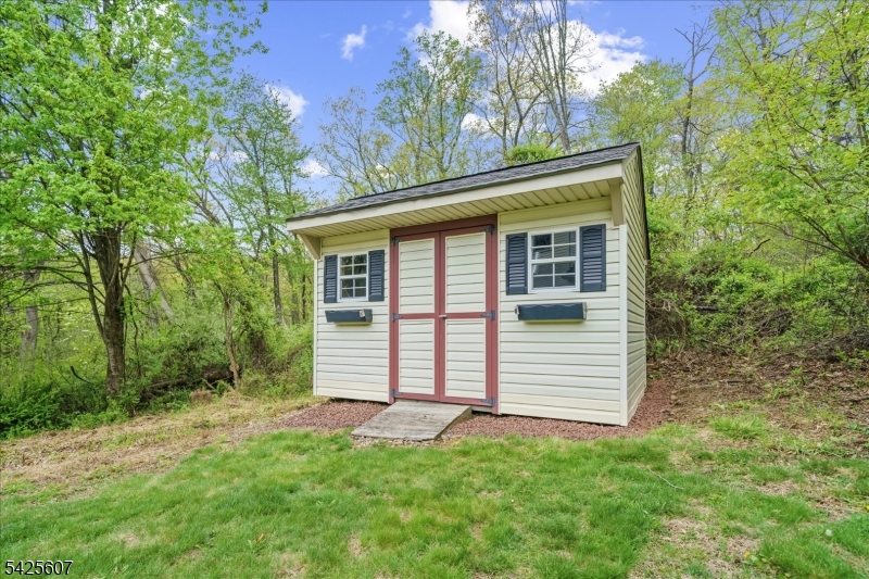 PACESETTER BELLEWOOD - Residential