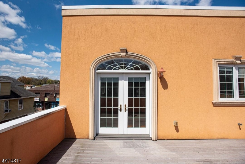 Downtown - Residential Lease