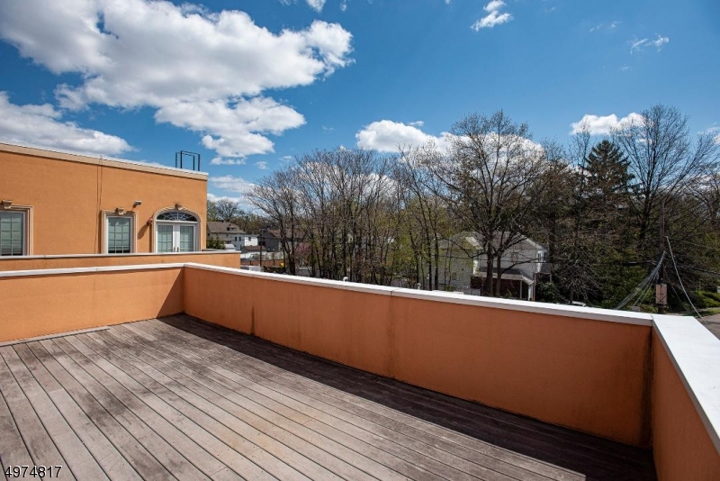 Downtown - Residential Lease