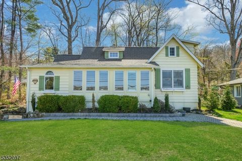 97 E Shore Trl, Sparta Twp., NJ 07871 - MLS#: 3957800