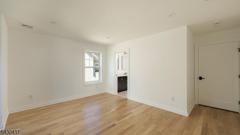 Washington school/downtown - Residential