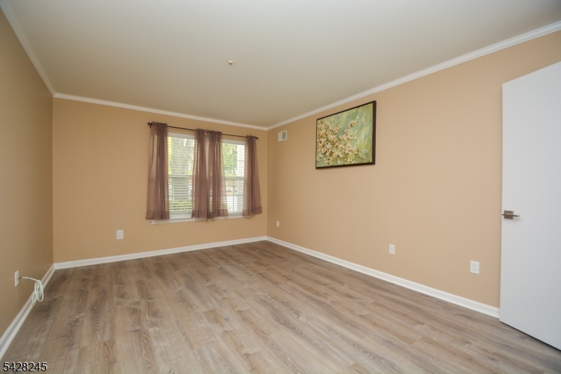 Seasons Glen - Residential
