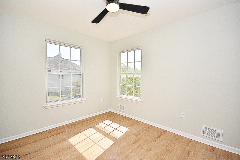 La Mer Community - Residential