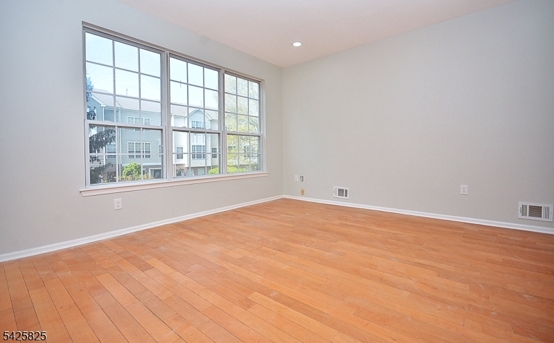 La Mer Community - Residential