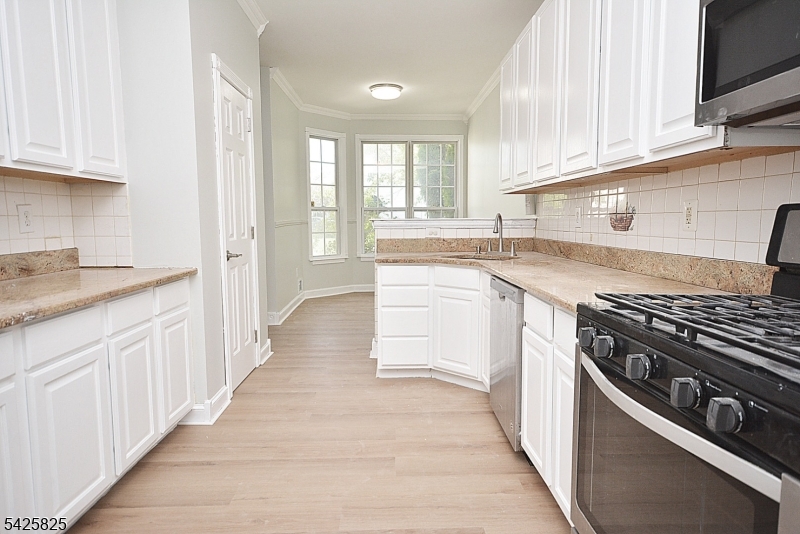 La Mer Community - Residential