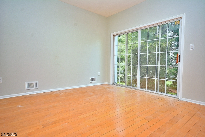 La Mer Community - Residential