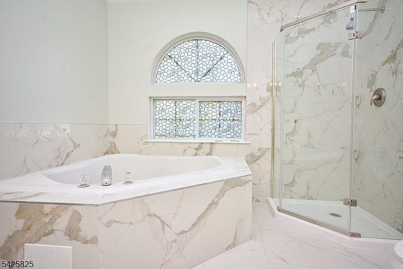 La Mer Community - Residential