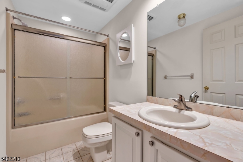 The Estates at Lenape Woods - Residential