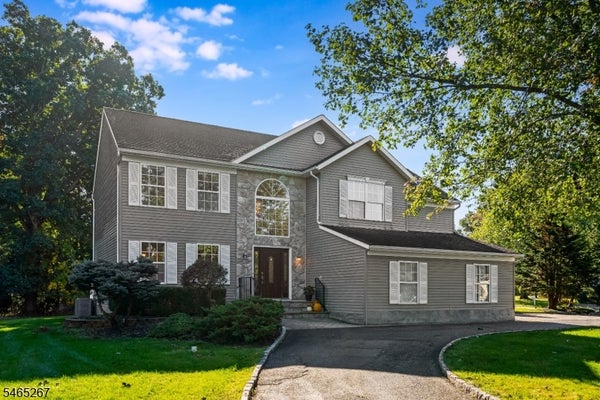 2 QUINCY DR, OAK RIDGE, NJ 07438 - Image af4780e44808fdf4165e65607fbff32b/854857731