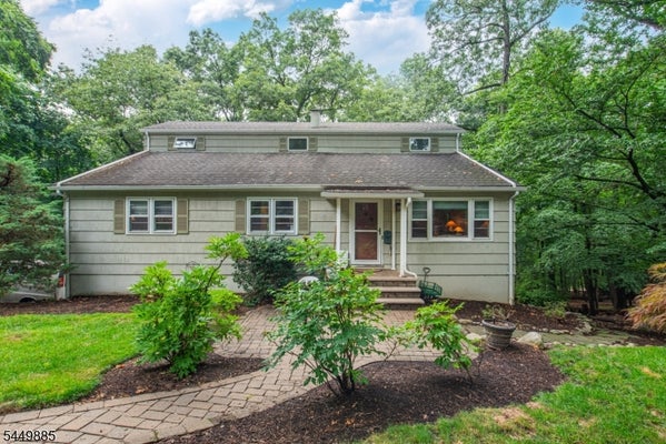 16 PENNSYLVANIA AVE, MONTVALE, NJ 07645 - Image af9ef80e7b526a67b4281d1abd2e90f2/3378895436