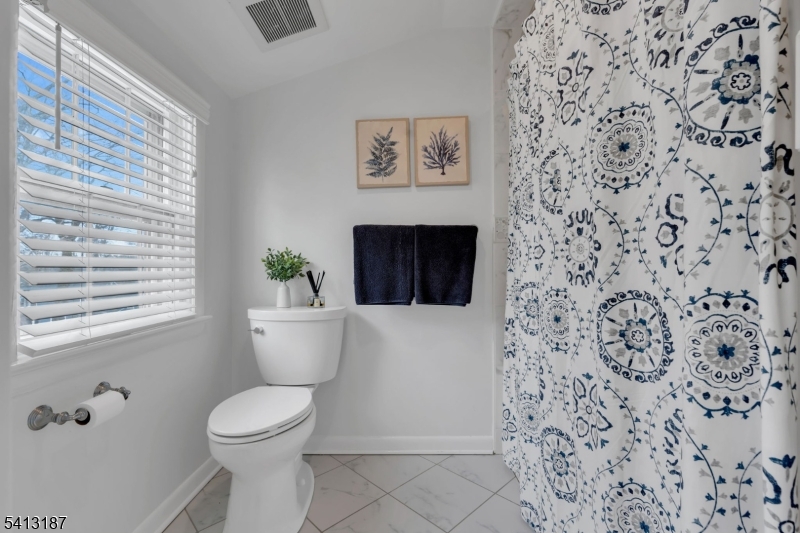 UPPER Washington - Residential