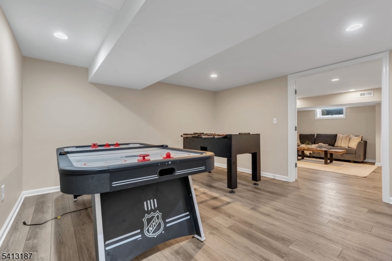 UPPER Washington - Residential