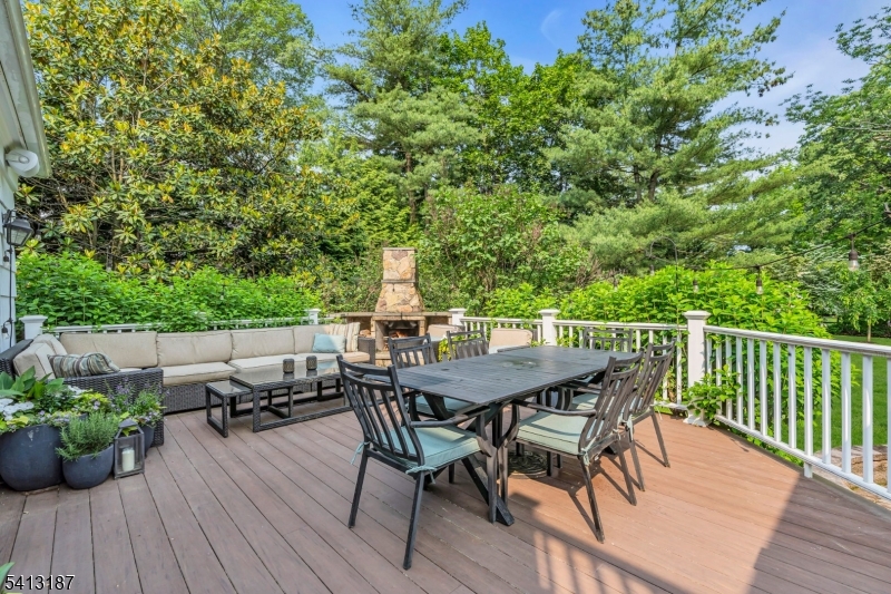 UPPER Washington - Residential