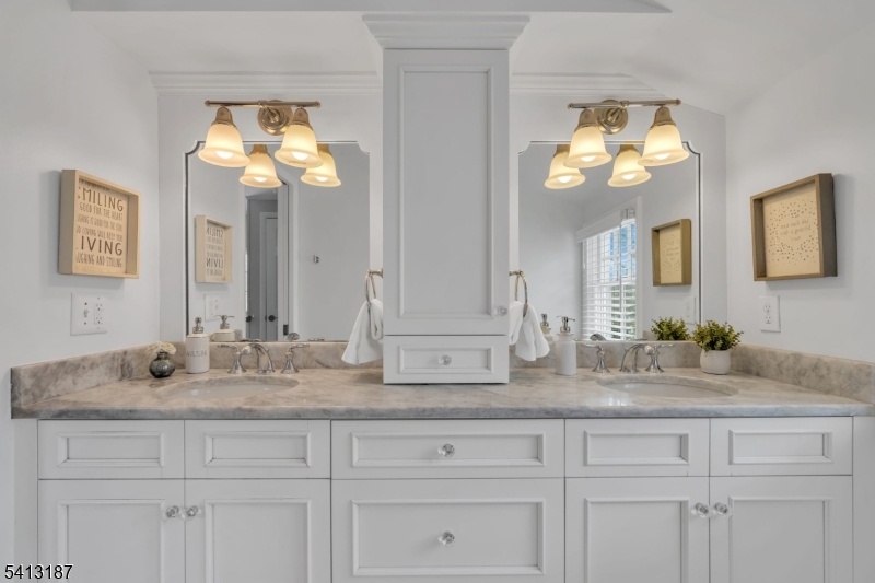 UPPER Washington - Residential